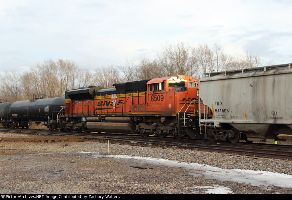 BNSF 8509